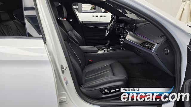 BMW 5-Series 520i M Sport
