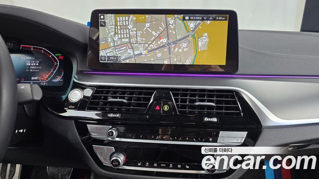 BMW 5-Series 520i M Sport