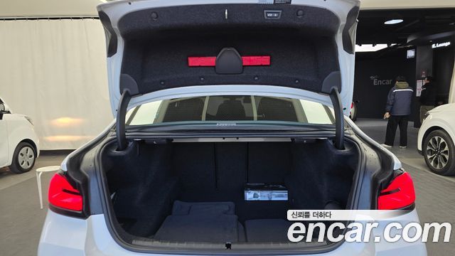 BMW 5-Series 520i M Sport
