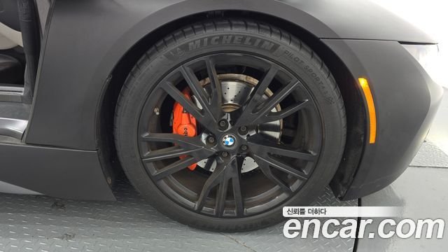 BMW i8 Coupe