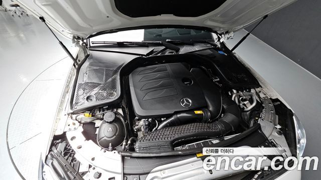 Mercedes-Benz C-Class C200 Cabriolet