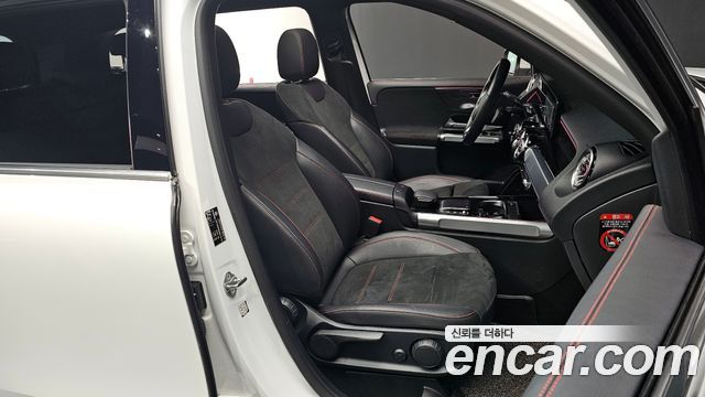 Mercedes-Benz GLB-Class GLB250 4MATIC
