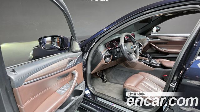 BMW 5-Series 520i M Sport