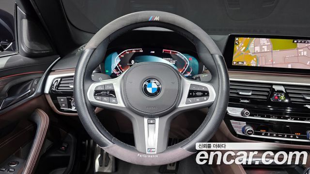 BMW 5-Series 520i M Sport