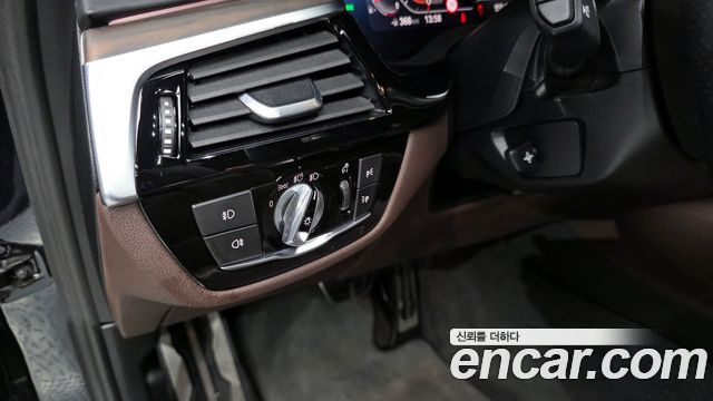BMW 5-Series 520i M Sport