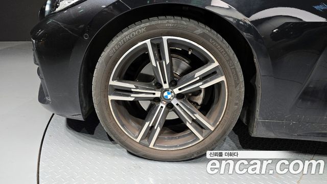 BMW 4-Series 420i M Sport Coupe