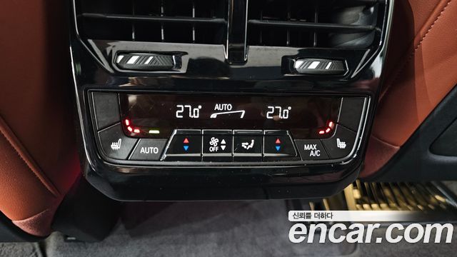BMW iX xDrive40 First Edition