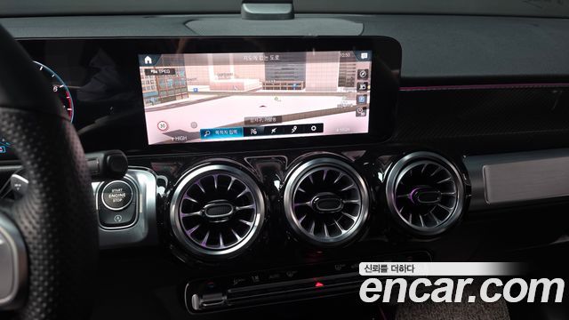 Mercedes-Benz GLB-Class GLB250 4MATIC