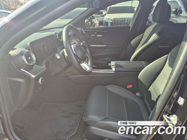 Mercedes-Benz C-Class C200 Avantgarde
