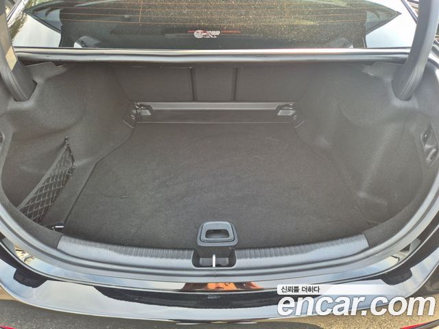 Mercedes-Benz C-Class C200 Avantgarde