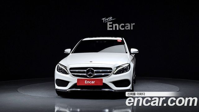 Mercedes-Benz C-Class W205 C200 4MATIC AMG Line