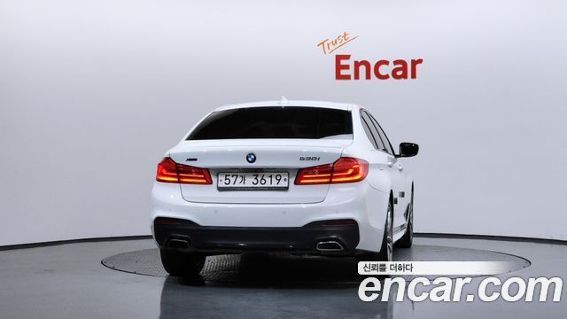 BMW 5-Series 530i xDrive M Sport Package Plus