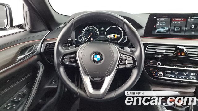 BMW 5-Series 530i xDrive M Sport Package Plus