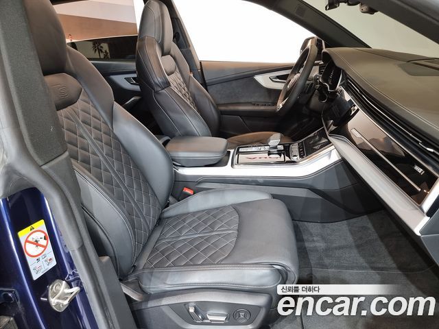 Audi Q8 55 TFSI Quattro Premium