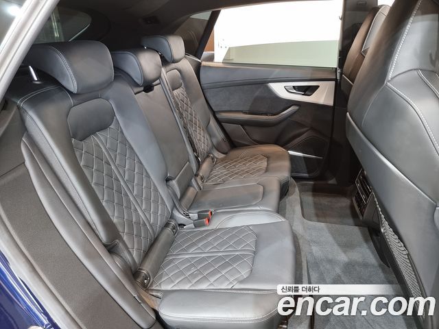 Audi Q8 55 TFSI Quattro Premium