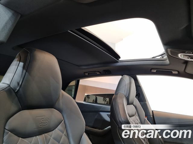 Audi Q8 55 TFSI Quattro Premium