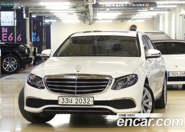 Mercedes-Benz E-Class E300 Exclusive