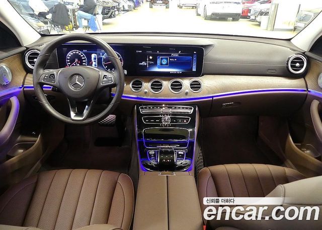 Mercedes-Benz E-Class E300 Exclusive