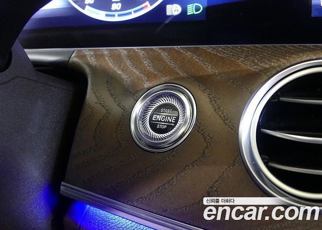 Mercedes-Benz E-Class E300 Exclusive