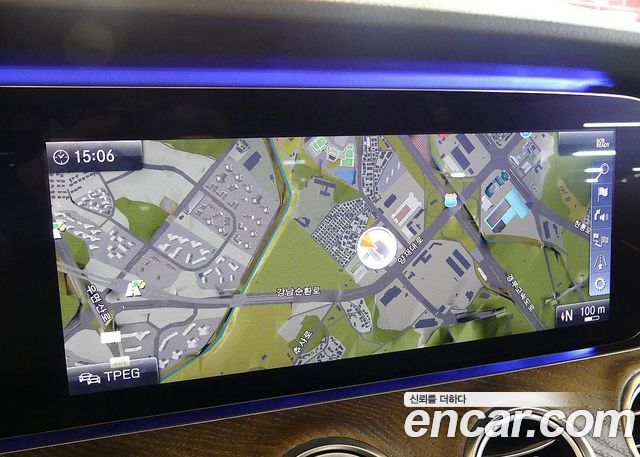 Mercedes-Benz E-Class E300 Exclusive