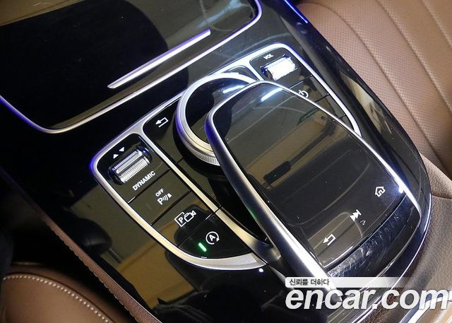 Mercedes-Benz E-Class E300 Exclusive