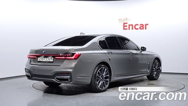 BMW 7-Series 730d xDrive M Sport