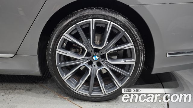 BMW 7-Series 730d xDrive M Sport