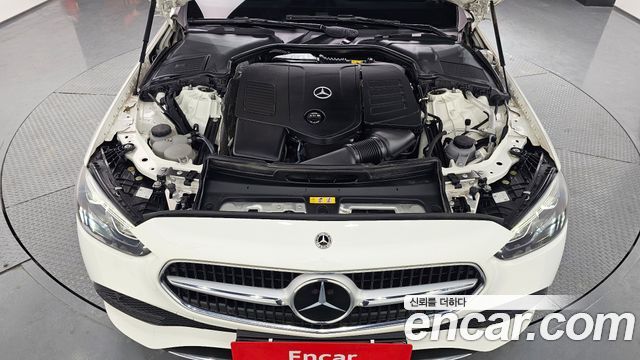 Mercedes-Benz C-Class C200 4MATIC Avantgarde