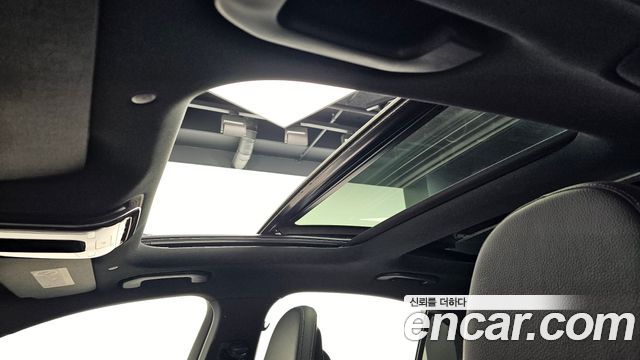 Mercedes-Benz C-Class C200 4MATIC Avantgarde