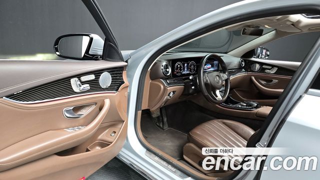 Mercedes-Benz E-Class E400 4MATIC Exclusive