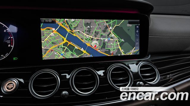 Mercedes-Benz E-Class E400 4MATIC Exclusive