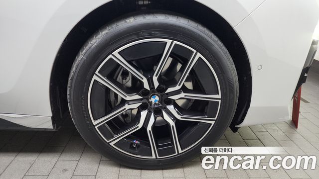 BMW 7-Series 740i xDrive M Sport Limited