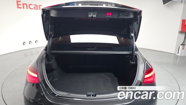 Mercedes-Benz C-Class C300 AMG Line