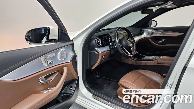 Mercedes-Benz E-Class E350 4MATIC Avantgarde