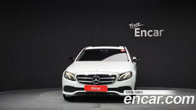 Mercedes-Benz E-Class E220d Avantgarde
