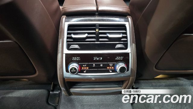 BMW 7-Series 740d xDrive M Sport