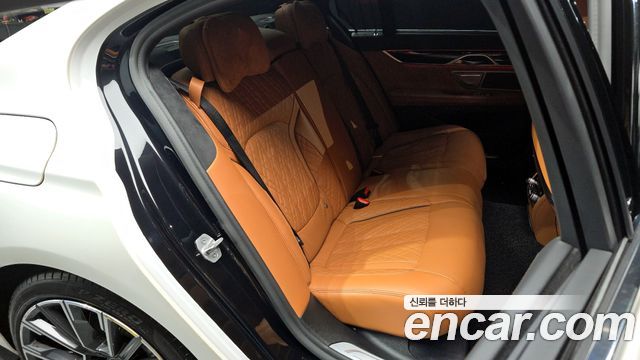 BMW 7-Series 730d xDrive M Sport