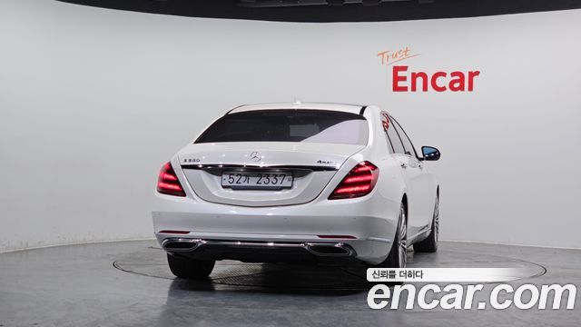 Mercedes-Benz S-Class S560L 4MATIC