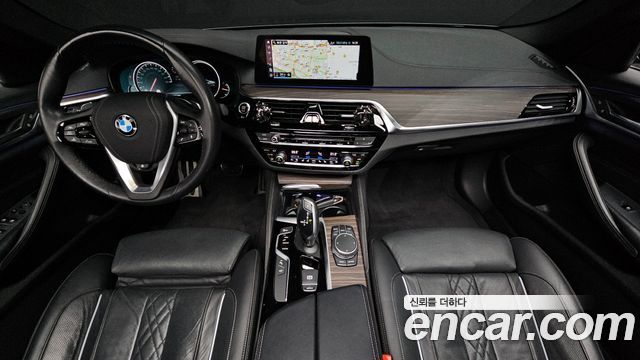 BMW 5-Series 530i xDrive M Sport Package Plus