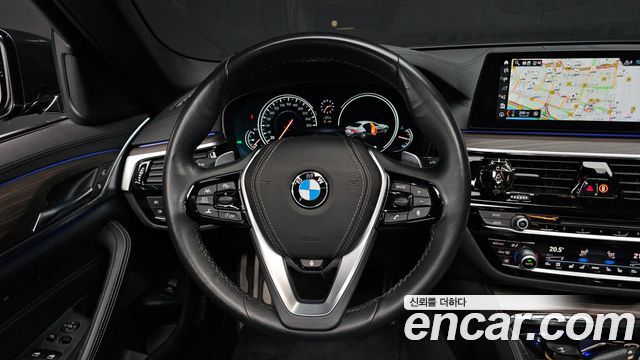 BMW 5-Series 530i xDrive M Sport Package Plus