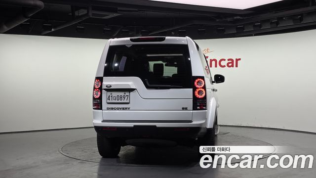 Land Rover Discovery 3.0 SDV6 SE