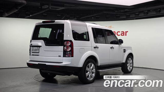 Land Rover Discovery 3.0 SDV6 SE