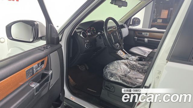 Land Rover Discovery 3.0 SDV6 SE