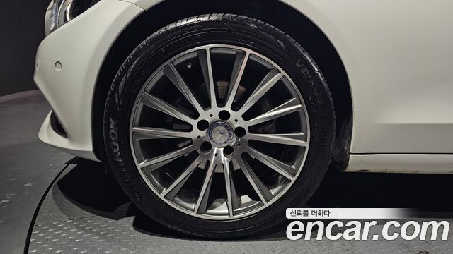 Mercedes-Benz C-Class C200