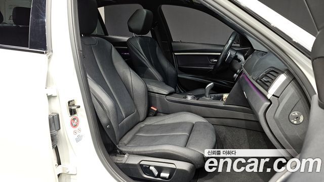 BMW 3-Series 320i M Sport