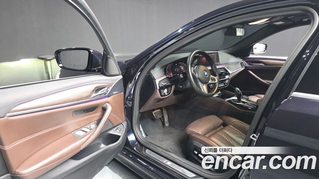 BMW 5-Series 520d M Sport Package Plus