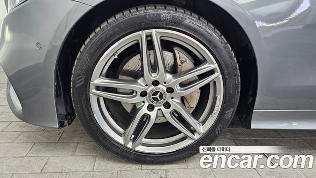 Mercedes-Benz E-Class E220d Coupe