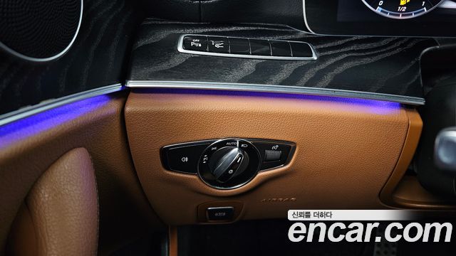 Mercedes-Benz E-Class E220d Coupe