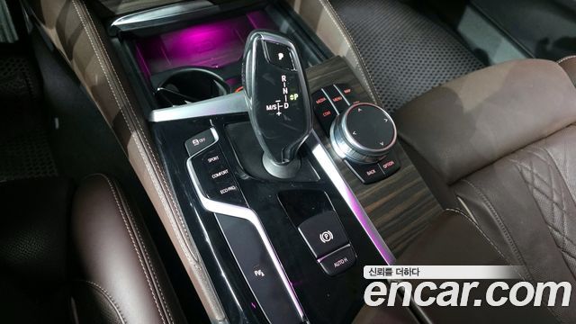 BMW 5-Series 530i xDrive Luxury Plus