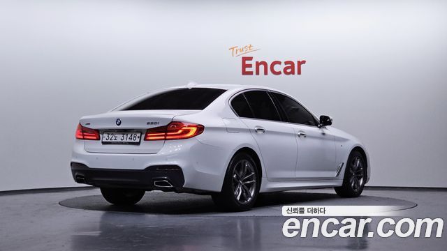 BMW 5-Series 530i xDrive M Sport Package